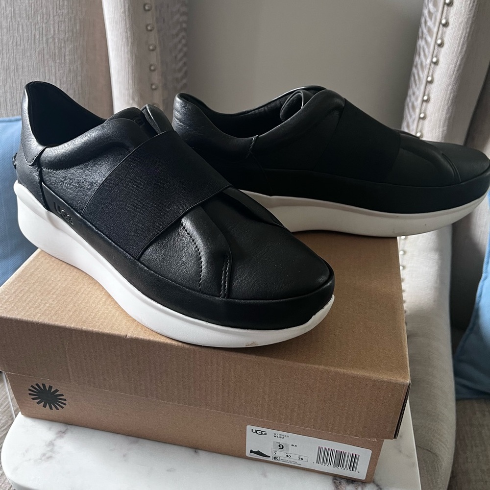 UGG Libu Black Slip-On Sneakers - Picture 5 of 6